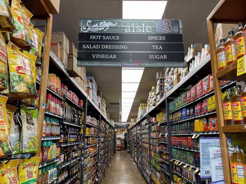 Navigating the Condiment and Sauce Aisle