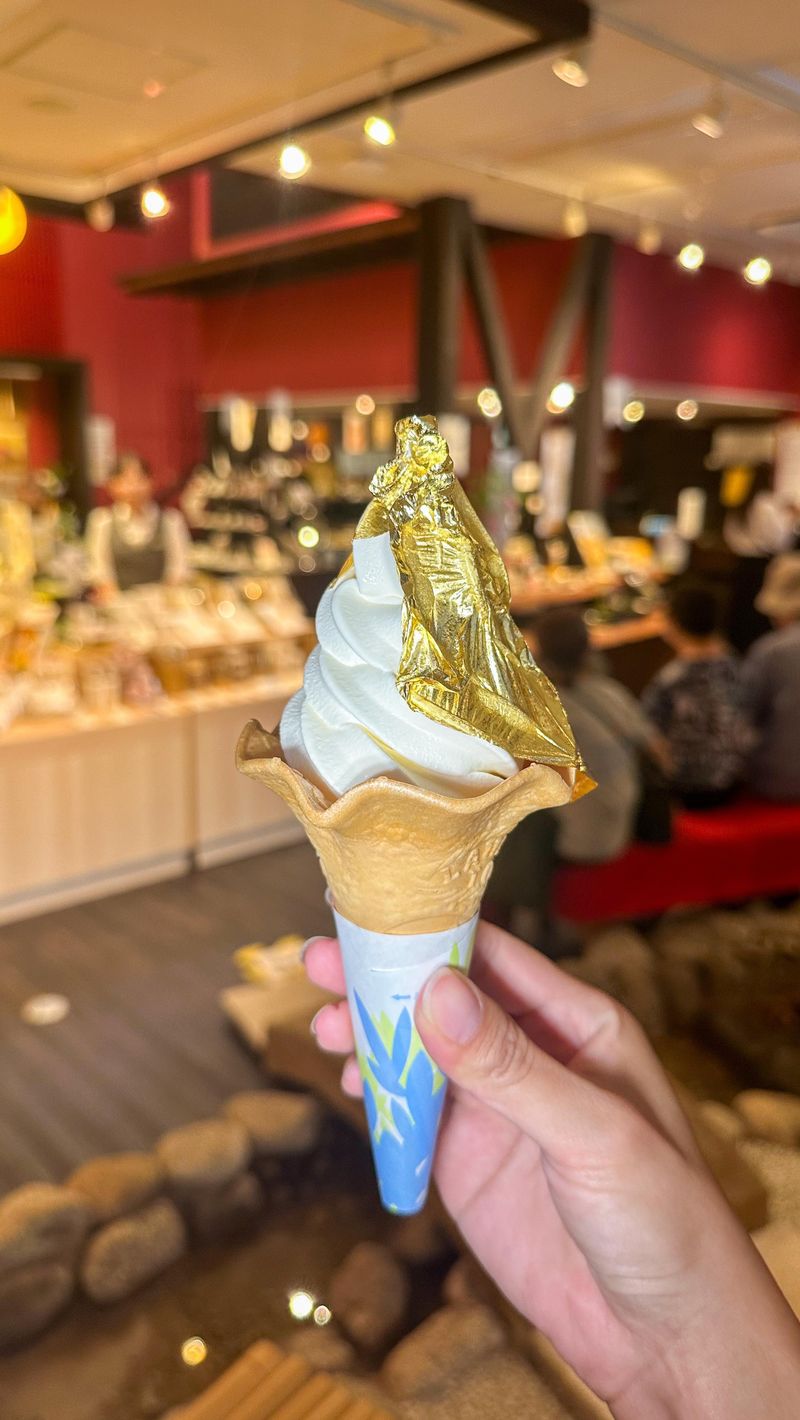Edible Gold Ice Cream from Singapore