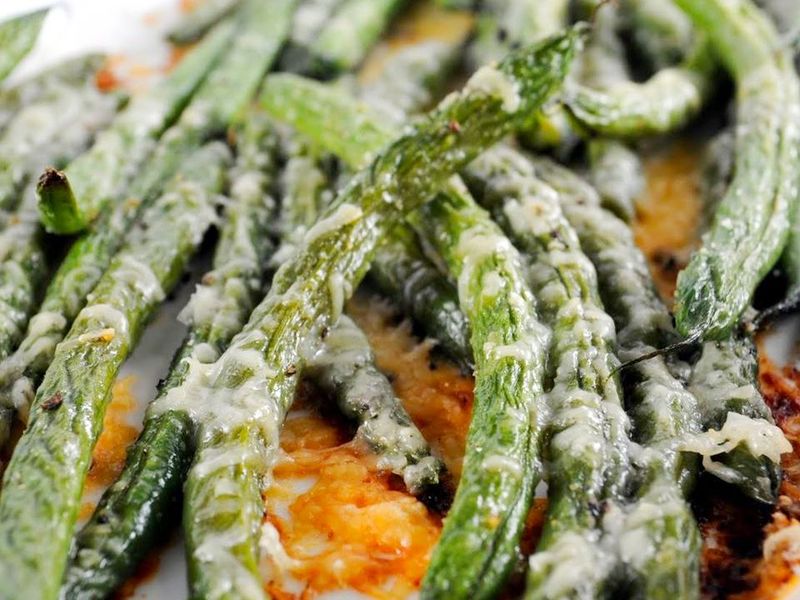 Crispy Oven-Roasted Green Beans With Parmesan