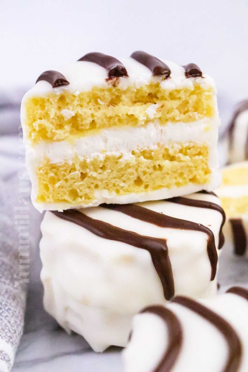 Copycat Zebra Cakes