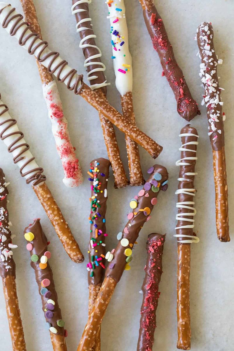 DIY Pretzel Rods With Chocolate