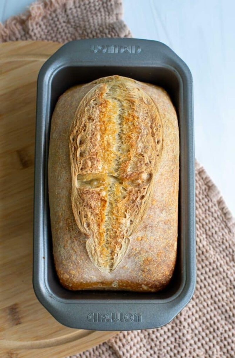 Bake a Loaf of Sourdough Bread Using Only One Bowl