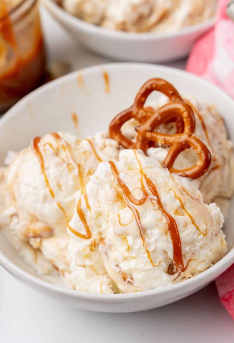 Salted Caramel Pretzel