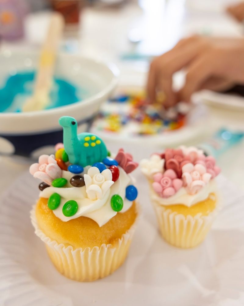 The No-Hands Cupcake Eating Contest