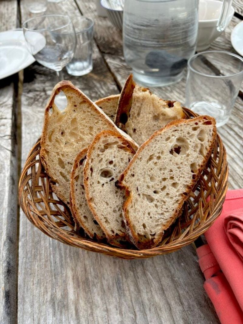 No Butter on Bread in France