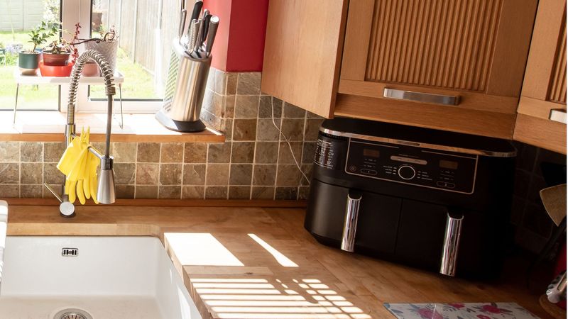 Placing the Air Fryer Too Close to Walls