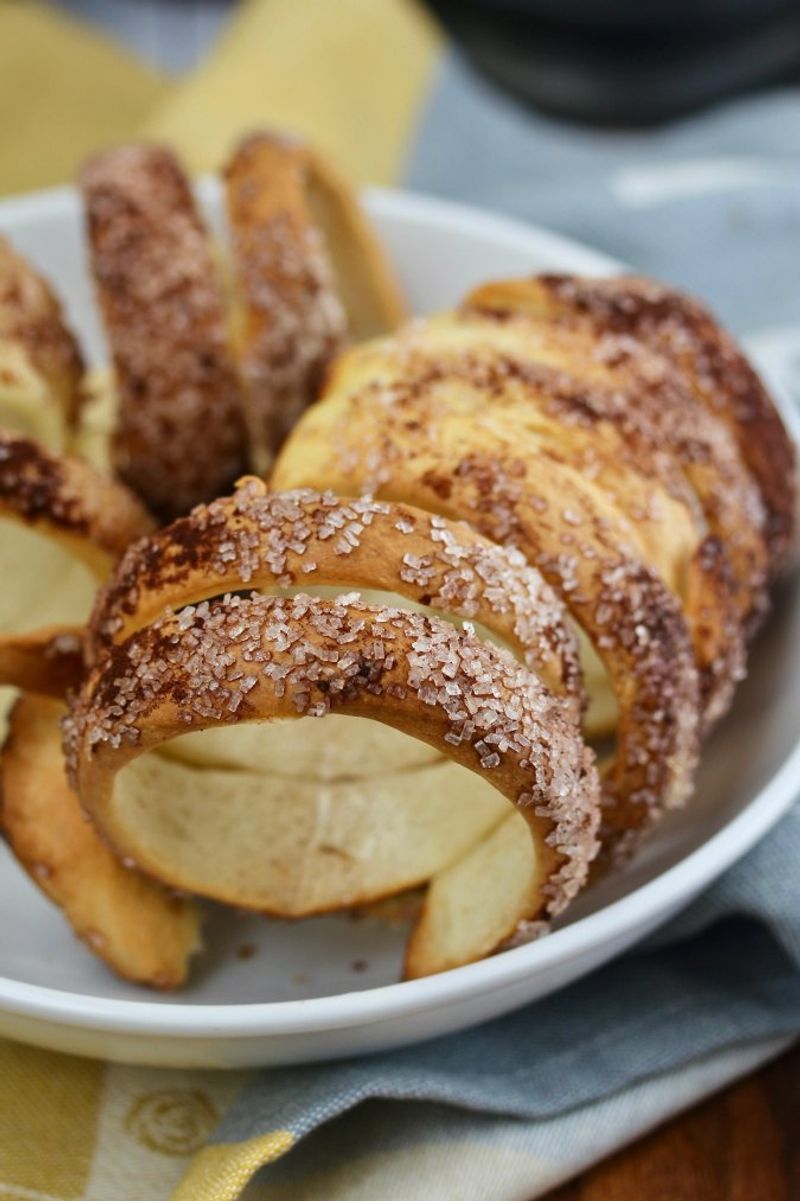 Chimney Cake - Kurtos Kalacs (Transylvania, Romania)