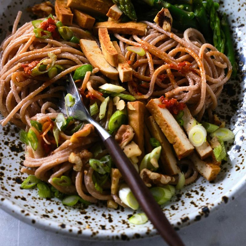 Cold Soba Noodles with Walnut Sauce