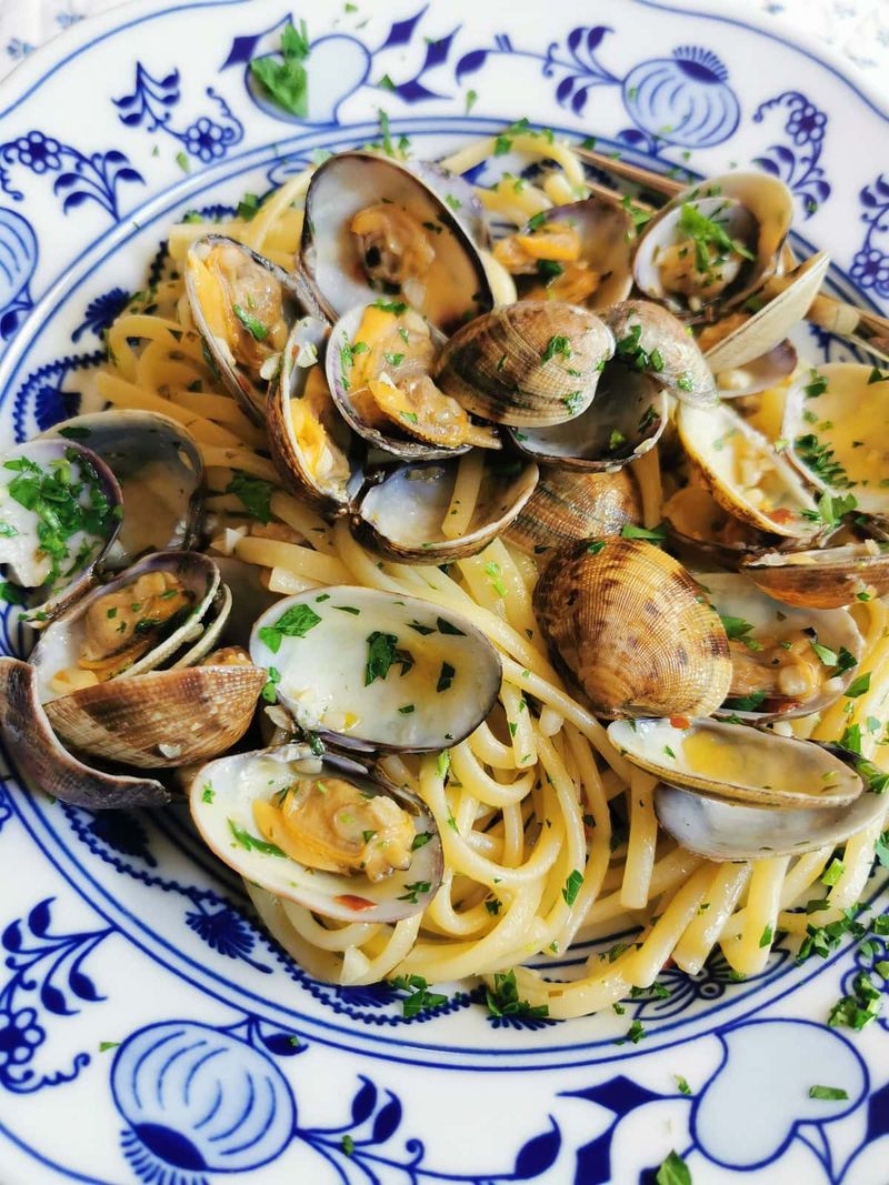 Pasta with Clams - Linguine alle Vongole