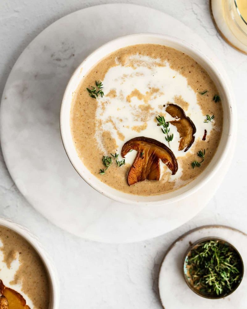 Creamy Mushroom and Thyme Soup