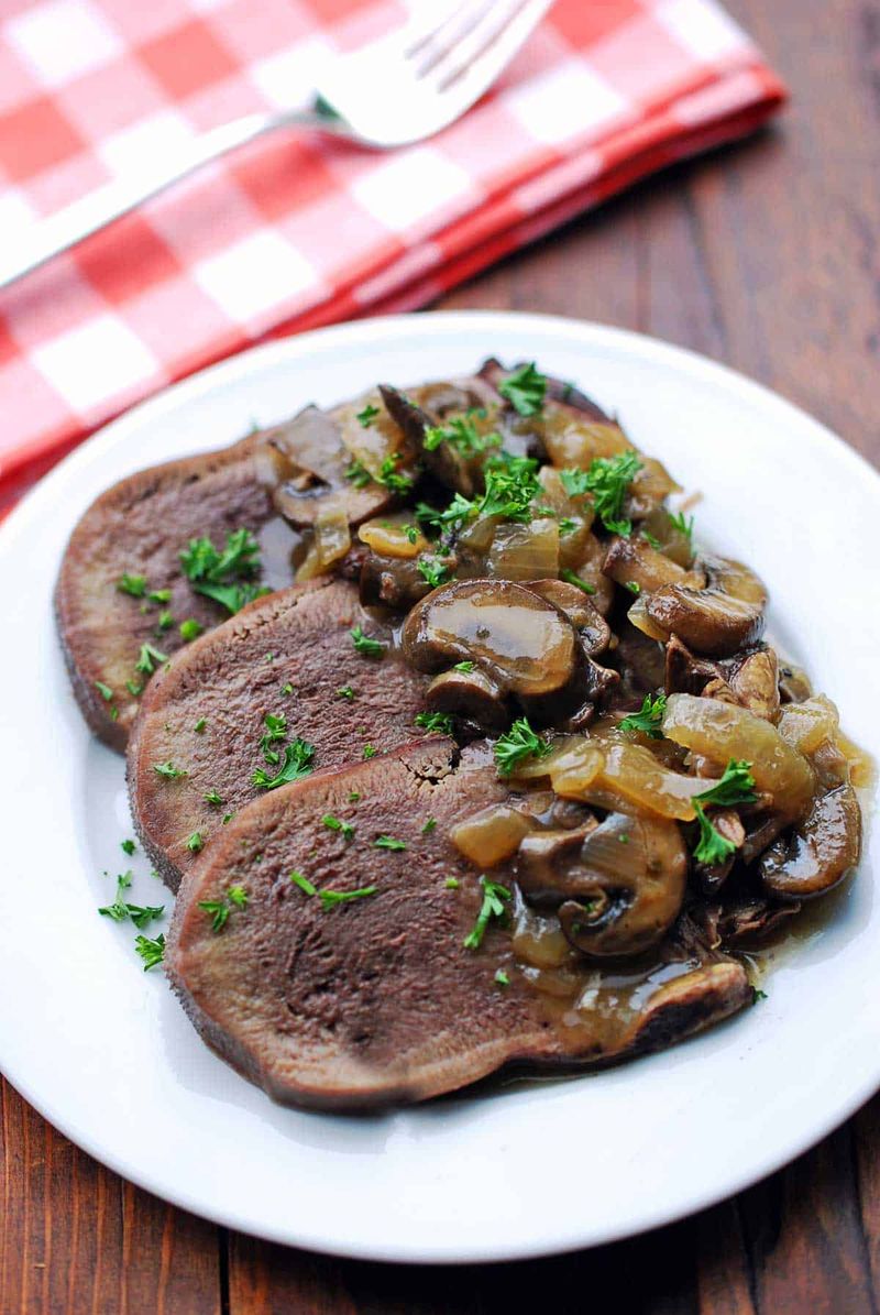 Beef Tongue Braised with Vegetables and Bay Leaves