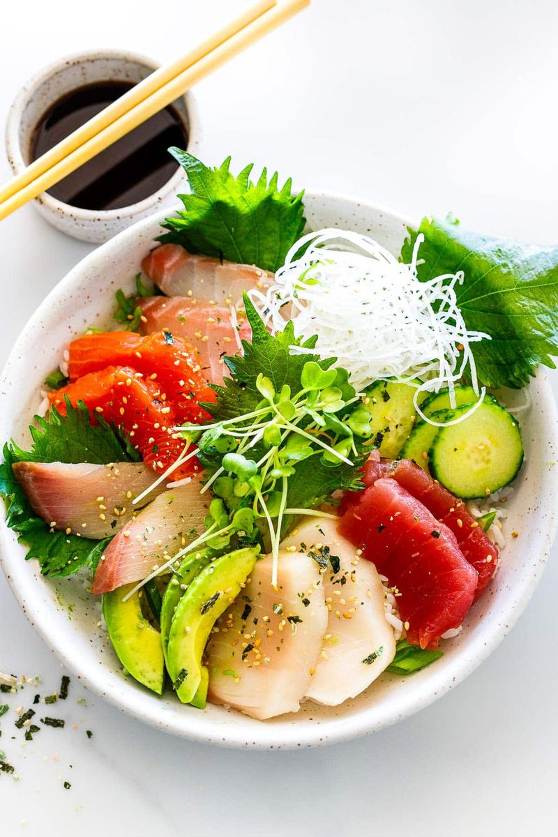 Sushi Rice Bowl with Sashimi