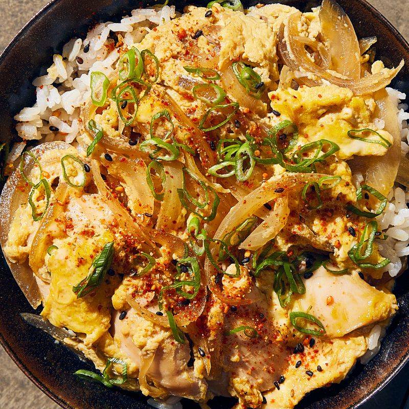 Japanese Oyakodon Chicken Rice Bowl