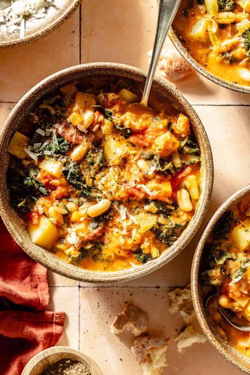 Tuscan White Bean and Kale Soup