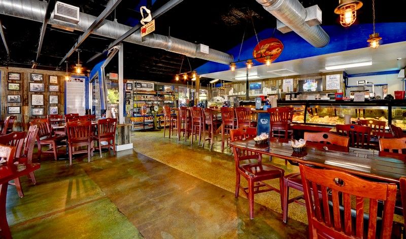 Walt's Fish Market - Florida