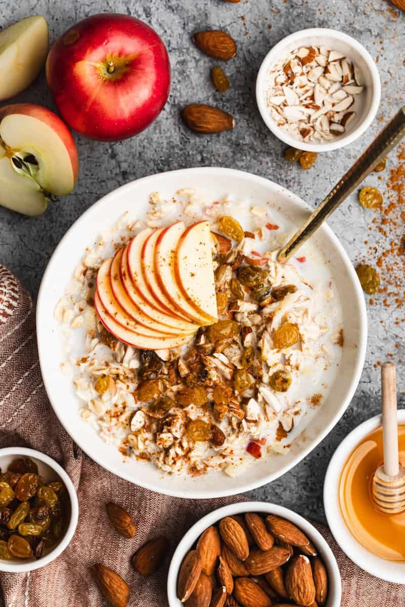 Oats: Creamy Porridge in Scotland vs. Overnight Bircher Muesli in Switzerland