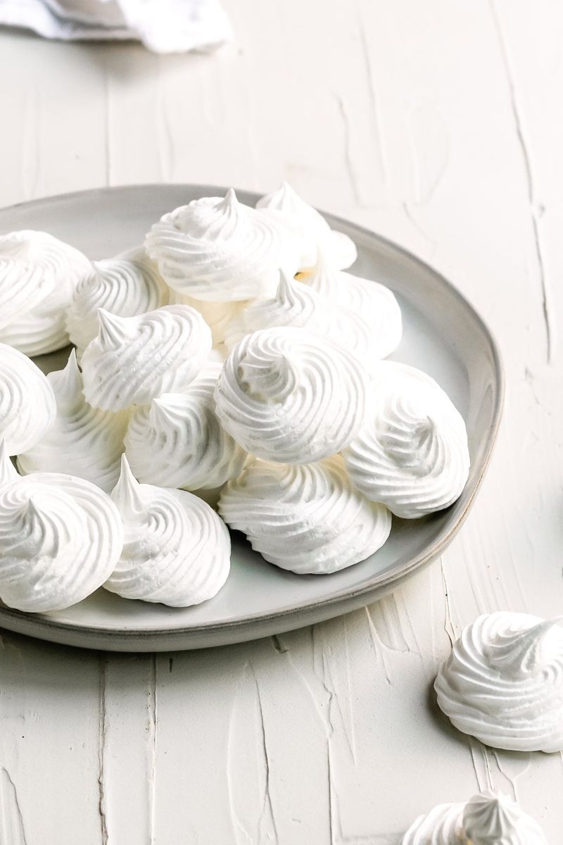Meringue Kisses