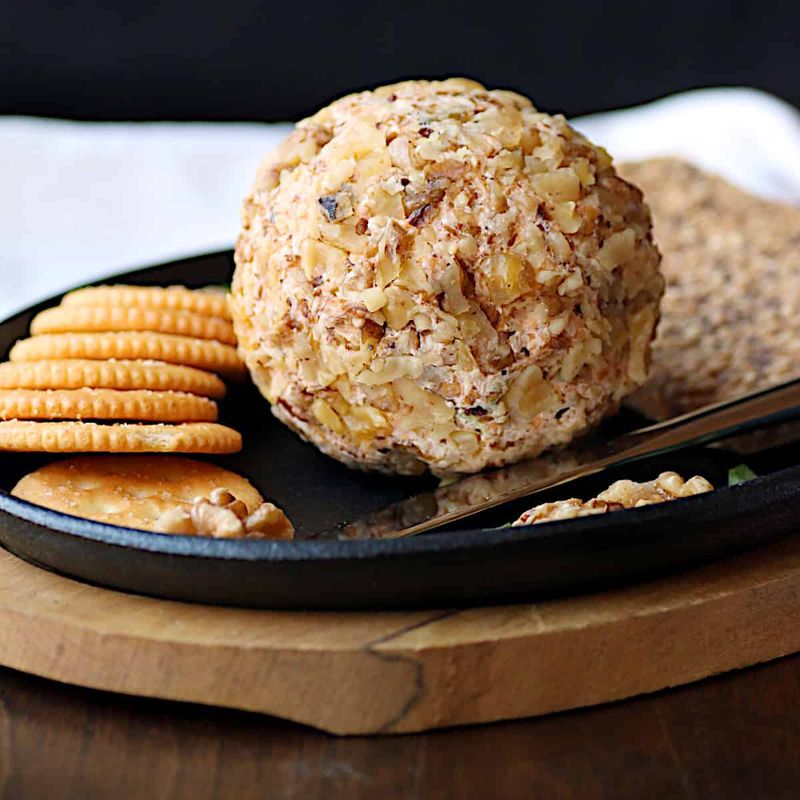 Walnut Cheese Ball Appetizer