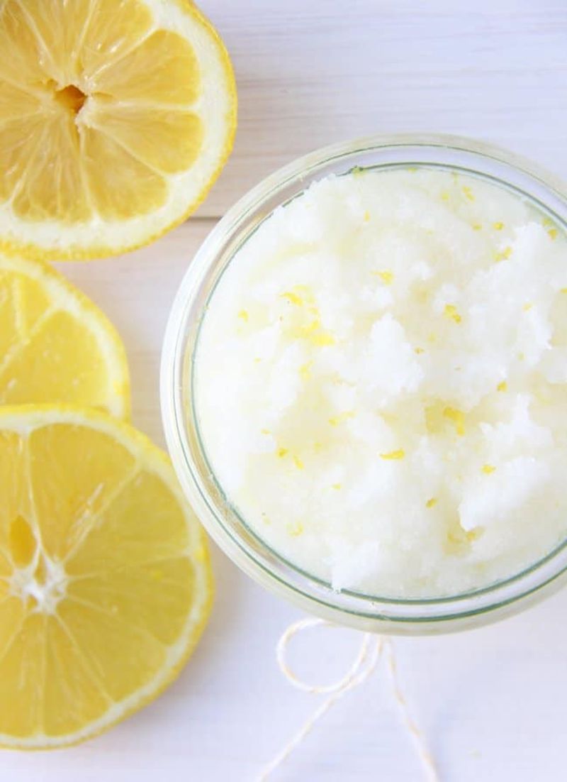 Make a Fragrant Lemon Sugar Scrub