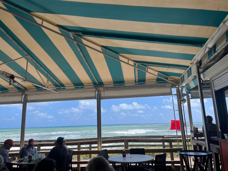 Dune Deck Cafe, Lantana