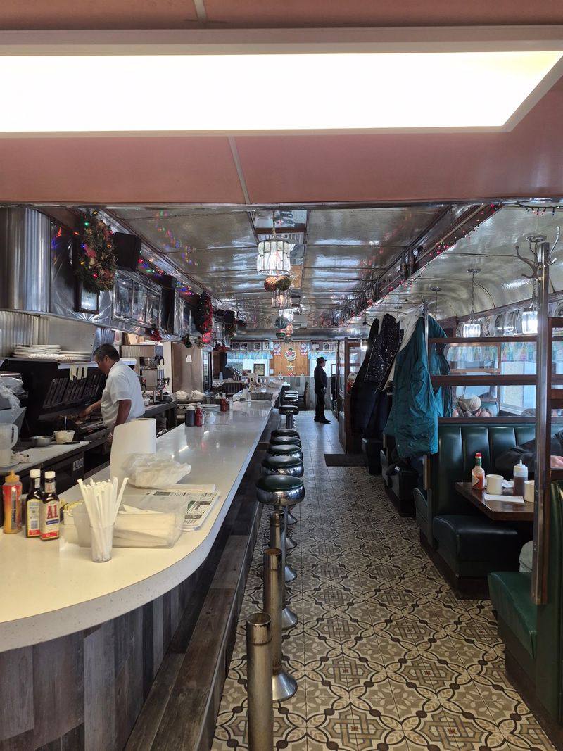 Tilly's Diner
