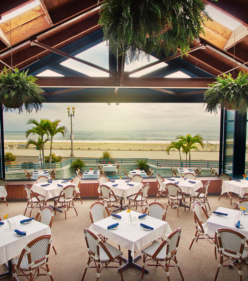 Rooney's Oceanfront Restaurant (Long Branch)
