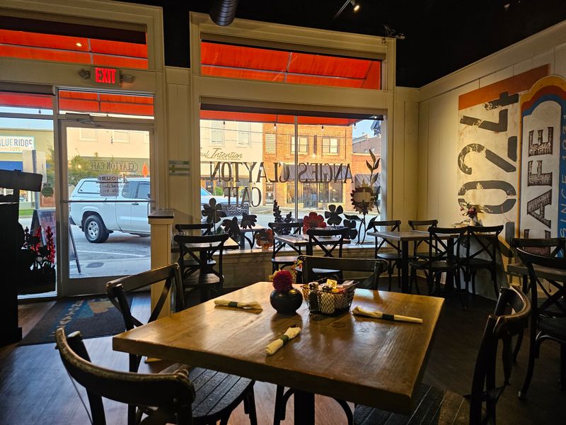 The Clayton Cafe