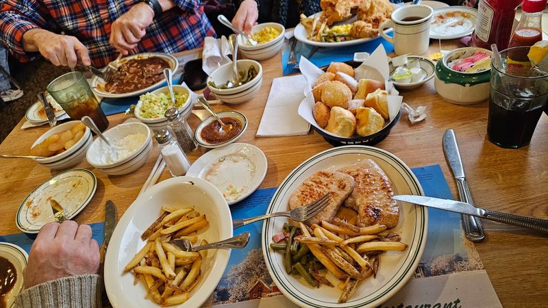 Friendly Farm Restaurant
