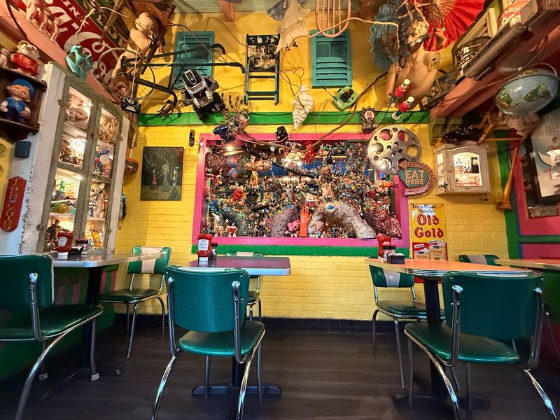 The PaperMoon Diner