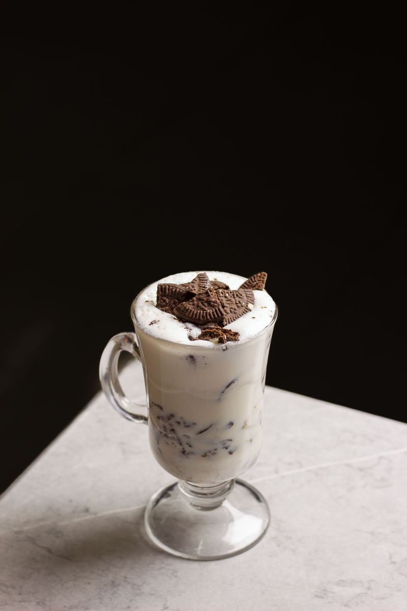 Cookies And Cream Hot Chocolate