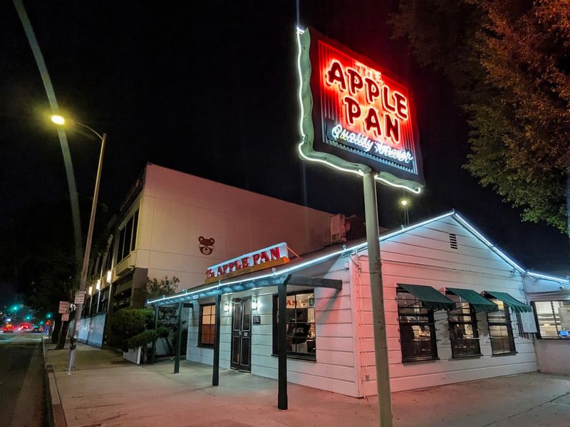 The Apple Pan