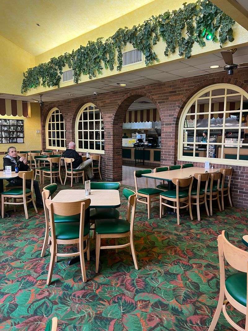 Marion's Piazza - Pizza Restaurant, Dayton, OH