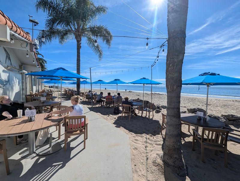 Shoreline Cafe