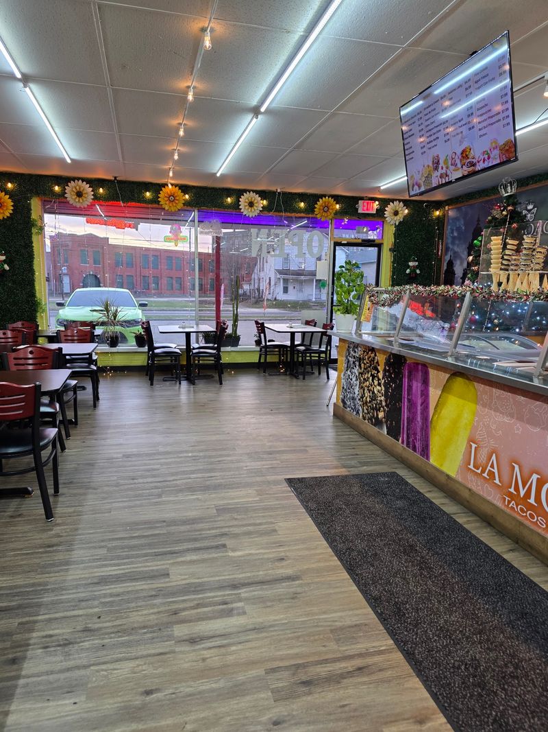 La Monarca Tacos and Ice Cream